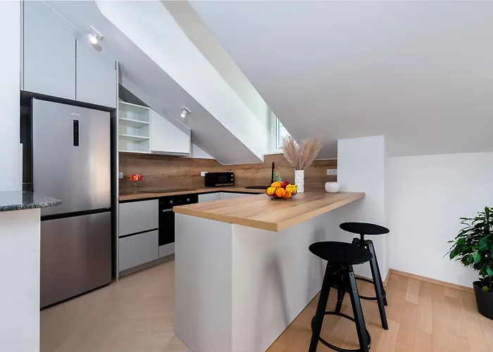 Luxury Coccinella & New Deluxe Felicita * 두브로브니크